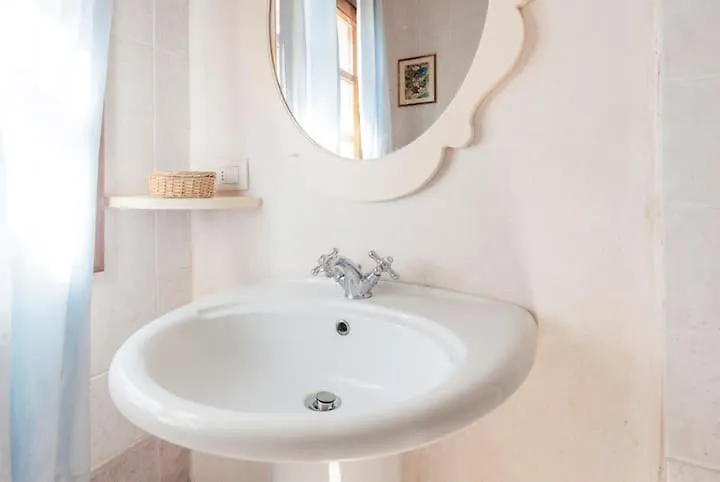 Charm Villa Tuscany Gambassi Terme 0*,
